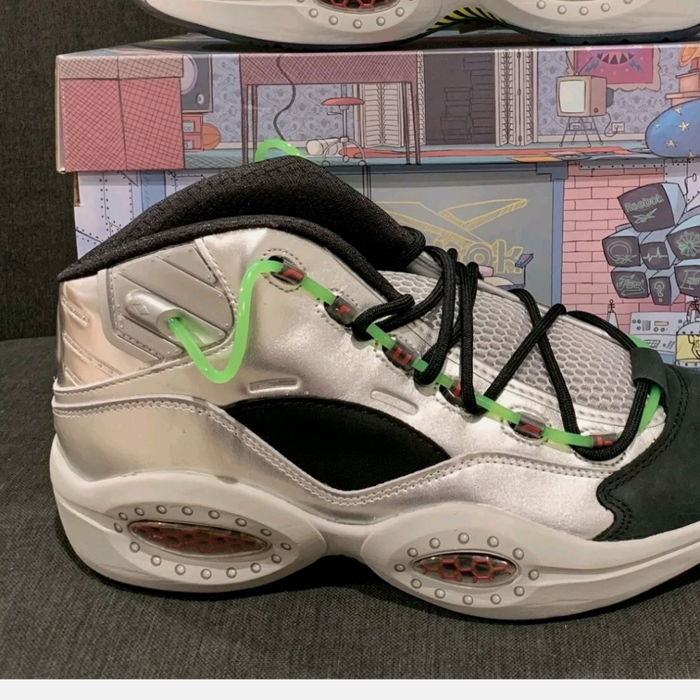 Iverson Gru shoes